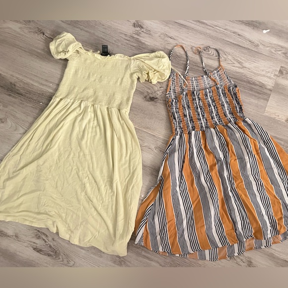 Yellow dresses - Picture 2 of 4